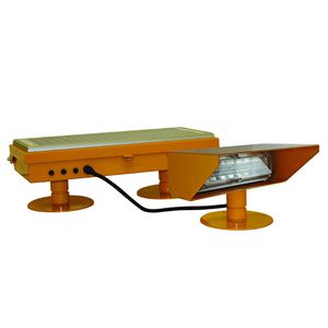 LED floodlight / for runways