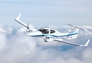 4-seater private plane / turboprop / twin-engine