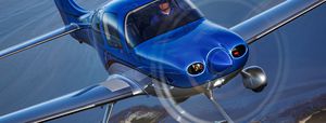 passenger private plane / instructional / piston engine / single-engine