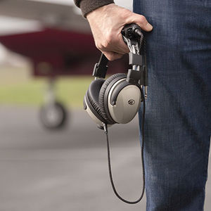 aircraft aviation headset / for pilots / noise-reduction