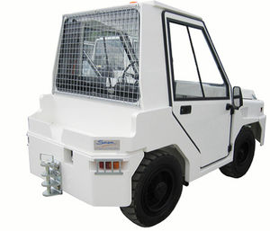 pushback tractor / with towbar / for trailers / for airports