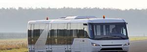 airport apron bus / climate-controlled