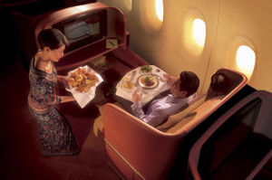 aircraft cabin seat / first class / with integrated screen / flat bed