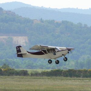 transportation ULM aircraft / 4-stroke engine / single-engine / high wing