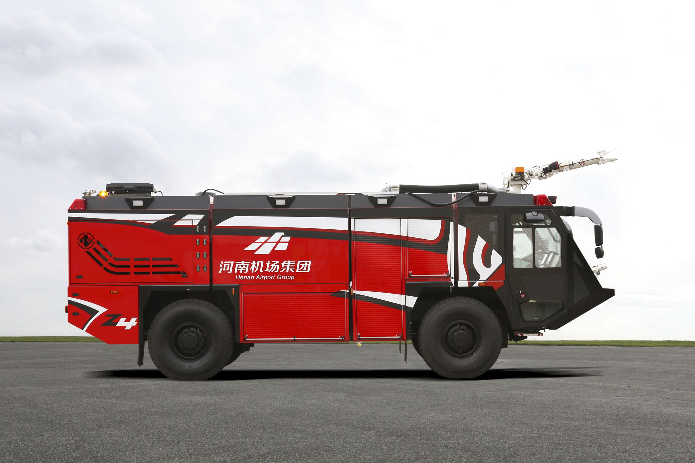 Ziegler Liefert Z8-Flugfeldlöschfahrzeug An Airport Lhasa In Tibet