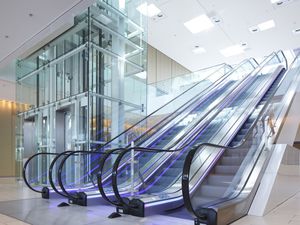 Fahrtreppe für Flughafen