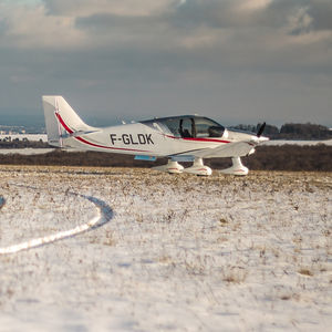 Flugzeug für Schulen