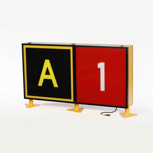 Informationsschild / statisch / für Rollfeld / LED
