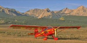 Sehr leichtes Flugzeug / 2 Plätze / einmotorig / mit Kolbenmotor / Kit