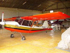 einmotoriges Flugzeug 1