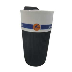 Becher für Flugzeugkabine