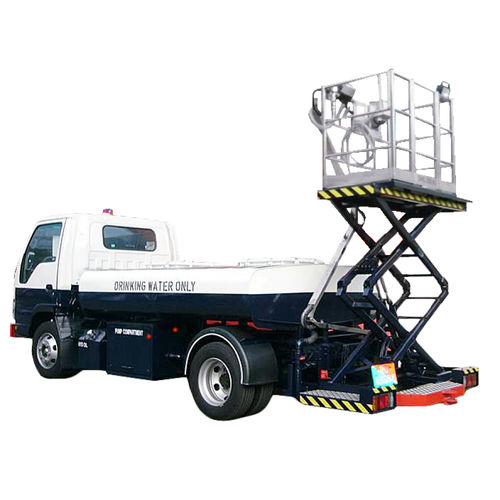 Trinkwasserfahrzeug mit Eigenantrieb - AEROMOBILES PTE LTD - mit Durchflussmesser / mit Hebebühne / für Flughafen