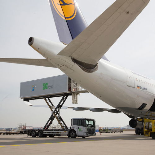 Waschfahrzeug mit Eigenantrieb - X-Clean series  - DOLL FAHRZEUGBAU GMBH - für Flugzeug
