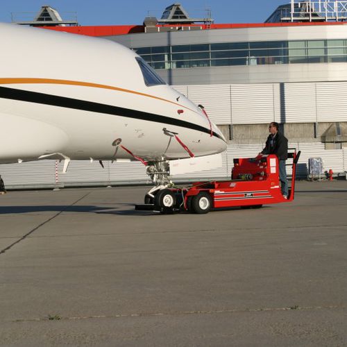Schlepptraktor - 87 - OSHKOSH AEROTECH - für Flugzeug / für Hubschrauber / elektrisch