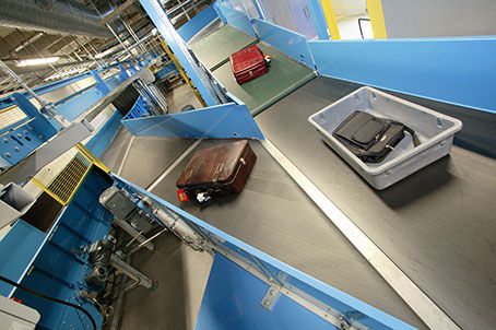 Bandförderer - TRANSNORM SYSTEM GMBH - Gepäck / horizontal / schräg