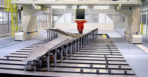 CNC-Fräsmaschine - TORRESMILL®  - M.TORRES DISEÑOS INDUSTRIALES S.A.U. - vertikal / für die Luftfahrt / 5 Achsen oder mehr