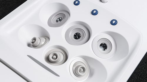 Klimagerät für Flugzeug - Collins Aerospace - UTC Aerospace Systems - Einbau
