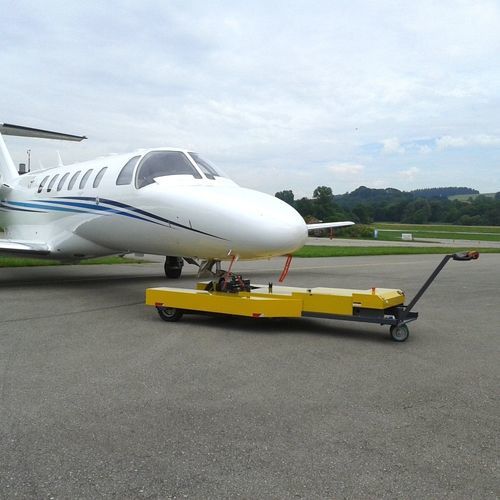 Schlepptraktor - FLT 180 electro - Flyer-Truck - Ground Handling System - für Flugzeug / elektrisch / ohne Abscleppstange