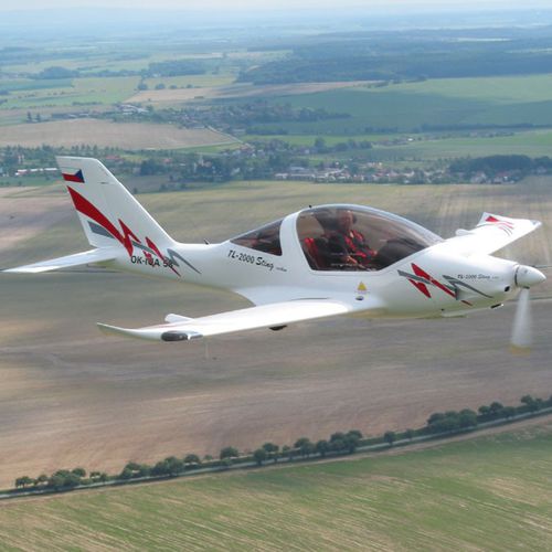 Zweisitzer-Ultraleichtflugzeug - TL-2000 Sting RG - TL Ultralight s.r.o. - 4-Takt-Motor / für Schulen / einmotorig
