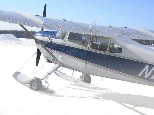 Ski für Leichtflugzeug - C3200 - Wipaire, Inc.