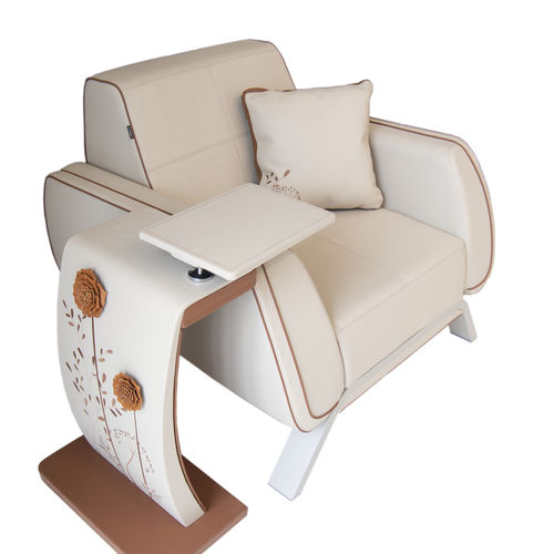Sessel für Flughafen - VIP Lounge Seat with Sidetable - BOXMARK Leather GmbH & Co KG