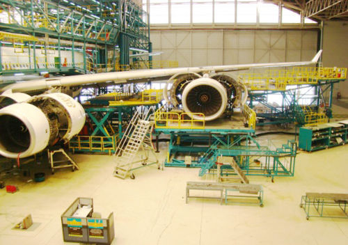 Andocksystem für Flugzeuge / für Flugzeuge - Excel Industry Co. LLC / DOLL Fahrzeugbau GmbH - für die Motoren / Flügel / mit 2 Zähnen