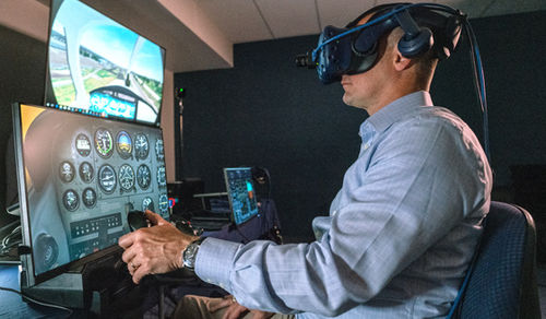 Flugsimulator - Standard - FlightSafety International - für Trainingszwecke / Cockpit / für PC