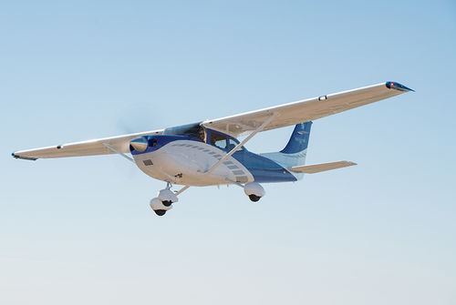 Tourismus-Flugzeug - Turbo Skylane® - CESSNA AIRCRAFT COMPANY - einmotorig / mit Kolbenmotor / Viersitzer