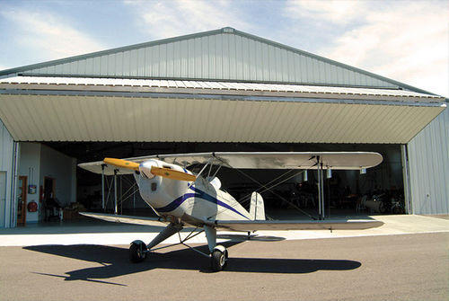 Hangar-Falttor - Schweiss Doors - automatisch