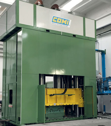 Hydraulische Presse - COMPOSITE series - COMI S.p.A. - Kompression / für die Raumfahrtindustrie