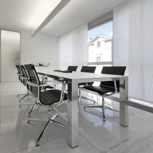 Tisch für Flughafen - P80 Meeting - ICF S.p.A. - Holz / Aluminium / Glas