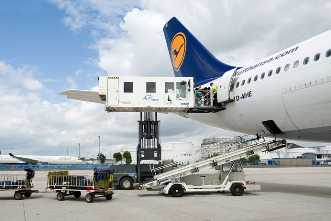 Ambulift autónomo - PRM - BULMOR AIRGROUND TECHNOLOGIES GMBH - para aeropuerto