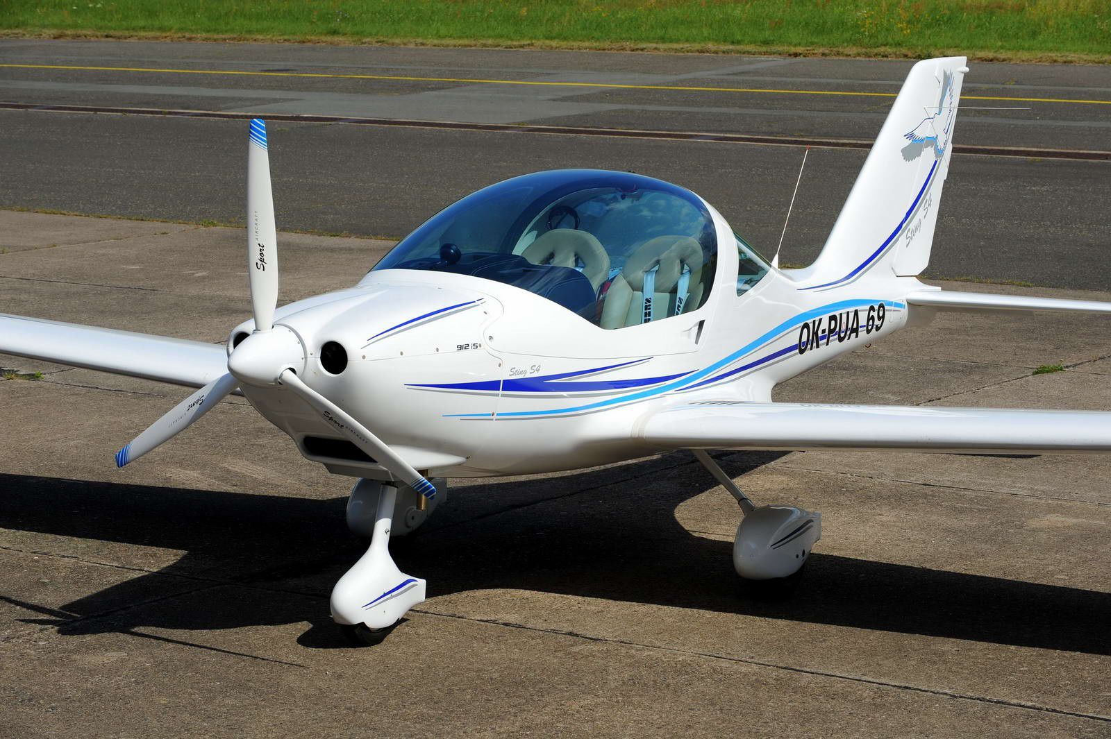 ULM 2 plazas TL2000 Sting S4 TL Ultralight s.r.o. motor de 4