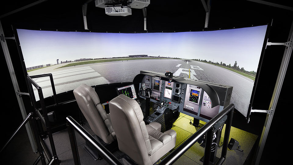 Simulador De Vuelo Tru Simulation Training Textron De Prácticas En Cabina Para Ordenador