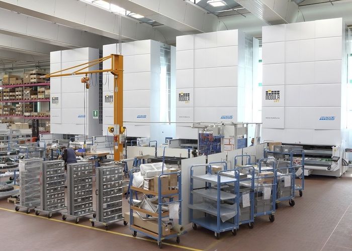 Sistema de almacenamiento automatizado - Modula® - MODULA - vertical
