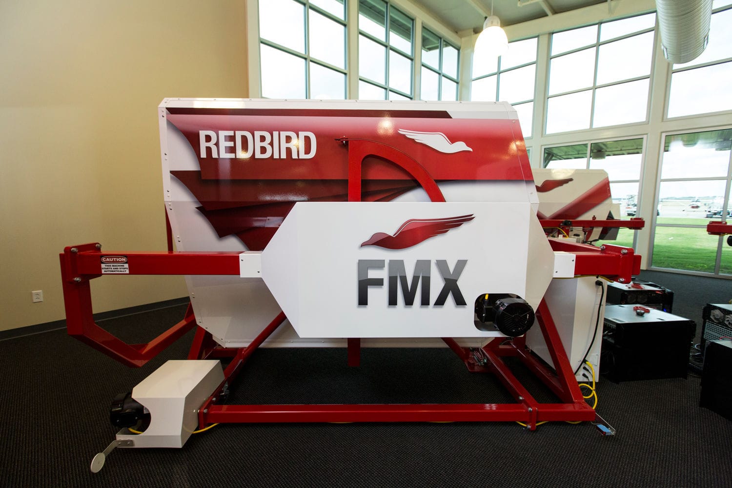 Simulador de vuelo FMX Redbird Flight Simulations de prácticas