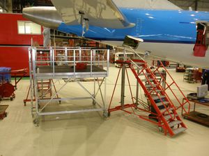 dock aeronáutico para avión / móvil / 1