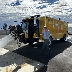 máquina de limpieza para pista de aeropuerto