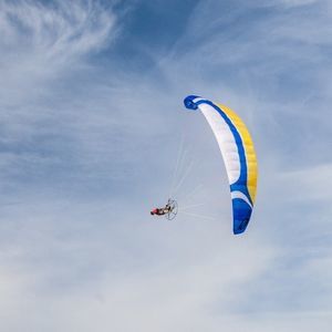 vela de paramotor de aeromodelismo con radio control