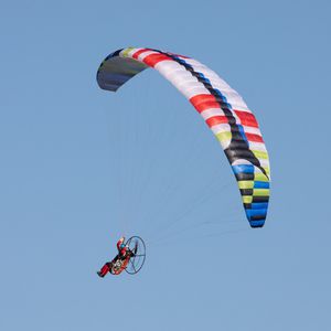 vela de paramotor de aeromodelismo con radio control