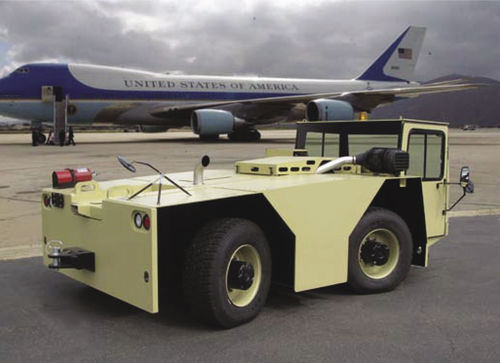 Tractor pushback - MB2 series - NMC WOLLARD INTERNATIONAL, LTD, Hong Kong - de remolque / para aeronave / diésel