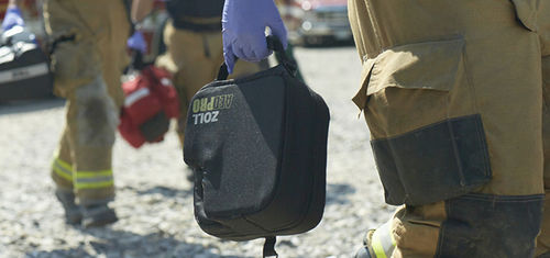 Desfibrilador automático - AED Pro - ZOLL MEDICAL CORPORATION - de emergencia / para aeropuerto