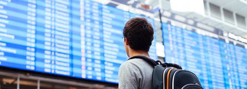 FIDS para aeropuerto - AirSignage - Adecs Airinfra