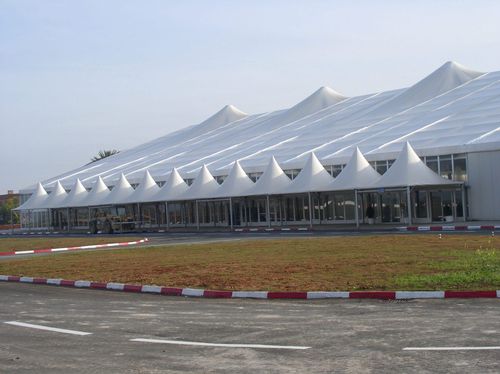 Hangar para avión - Röder HTS Höcker GmbH - para aeropuerto