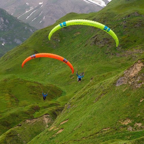 Parapente prestación - Buzz Z7 - Ozone DA - monoplaza