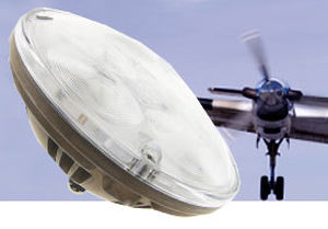 Luz de aterrizaje - ALPHABEAM®   - Teledyne Reynolds, Inc. - de rodaje / para pista de aeropuerto / LED