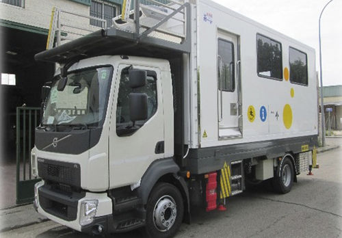 Ambulift autónomo - AIR-RAIL S.L. - para personas con movilidad reducida / para aeropuerto