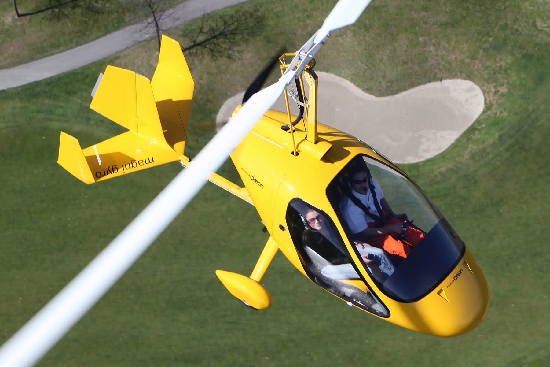 Gyrocoptère biplace M24 Orion MAGNI GYRO SRL moteur 4 temps