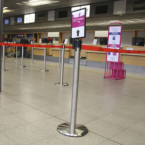 poteau de guidage à sangle 1
