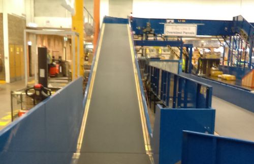 Convoyeur à bandes - ALSTEF - à bagages / horizontal / pour aéroport